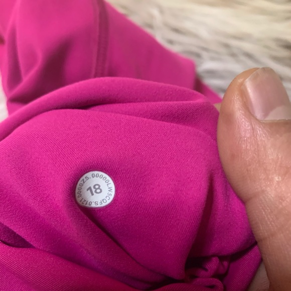 Lululemon invigorate hr tight 25” - Picture 6 of 6